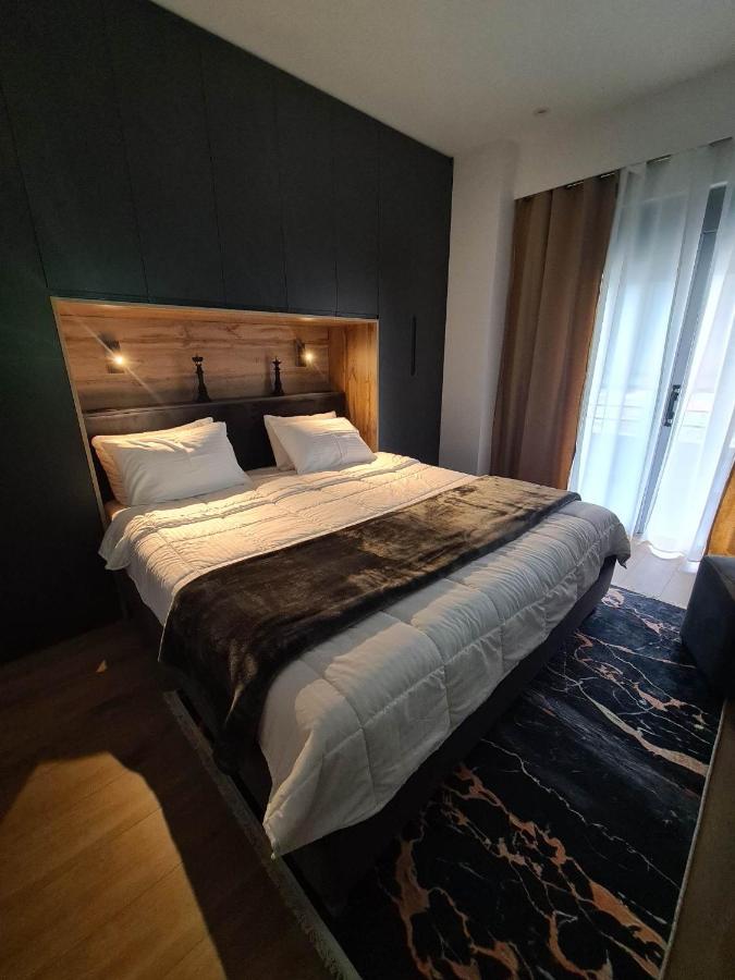 Grey Luxury Apartment Gjirokastër Dış mekan fotoğraf