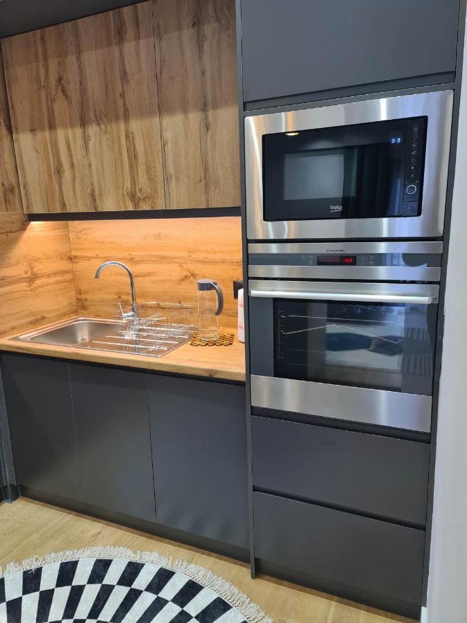 Grey Luxury Apartment Gjirokastër Dış mekan fotoğraf