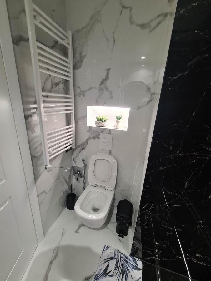 Grey Luxury Apartment Gjirokastër Dış mekan fotoğraf