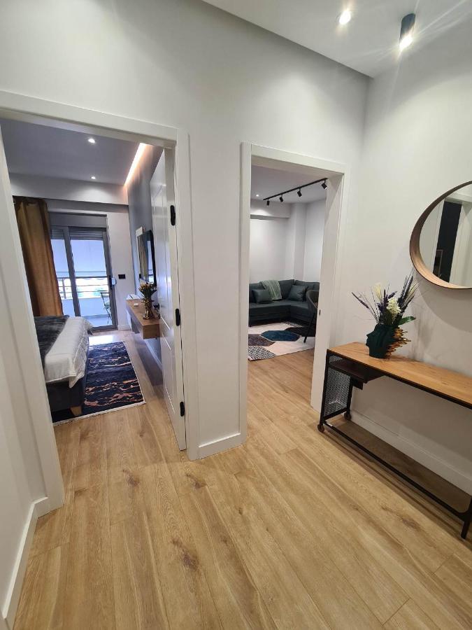 Grey Luxury Apartment Gjirokastër Dış mekan fotoğraf